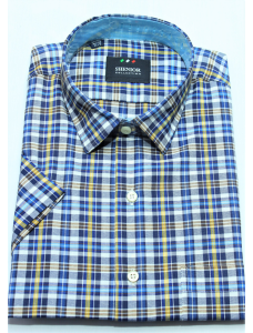 Чоловіча сорочка в клітинку короткий рукав